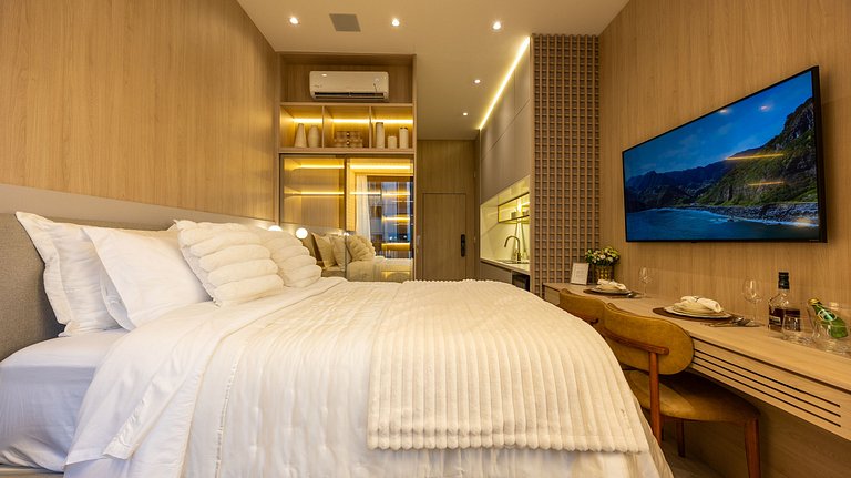 Espaço Luxo | Emiliano | 5 estrelas | Cama Queen