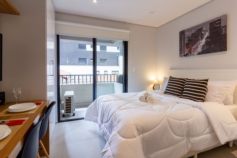 Studio moderno no Limited Pinheiros