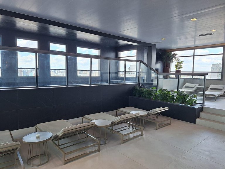 Espaço único: Apt luxuoso c/ cama queen em Moema