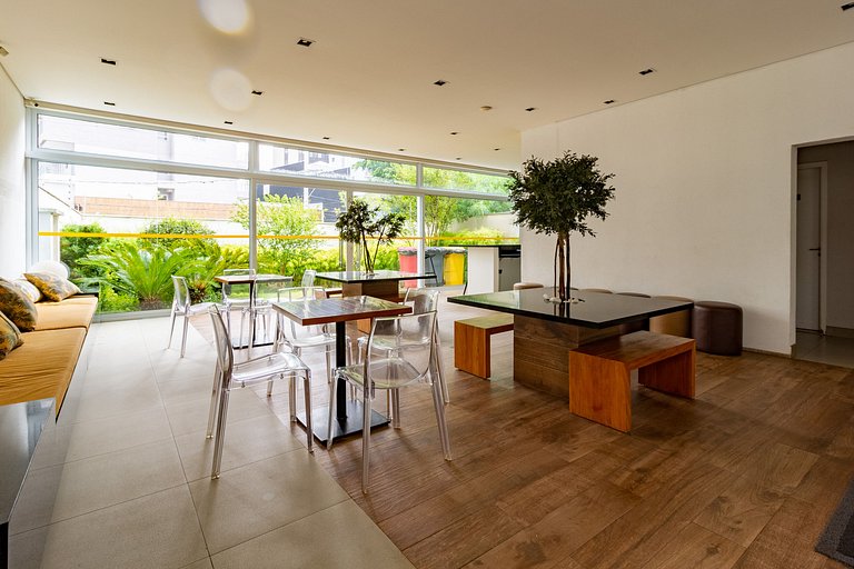 Apto Summit Pinheiros | Ótima Localização