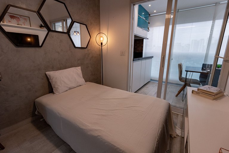 Apto Summit Pinheiros | Ótima Localização