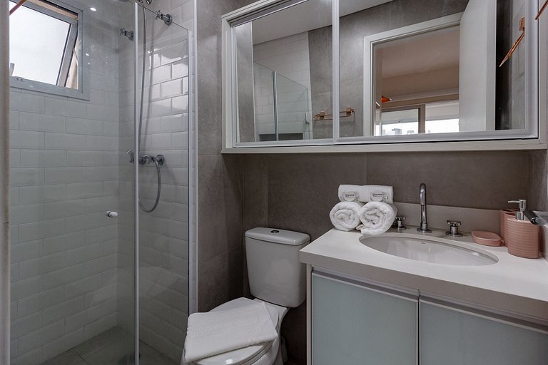 Apto Summit Pinheiros | Ótima Localização