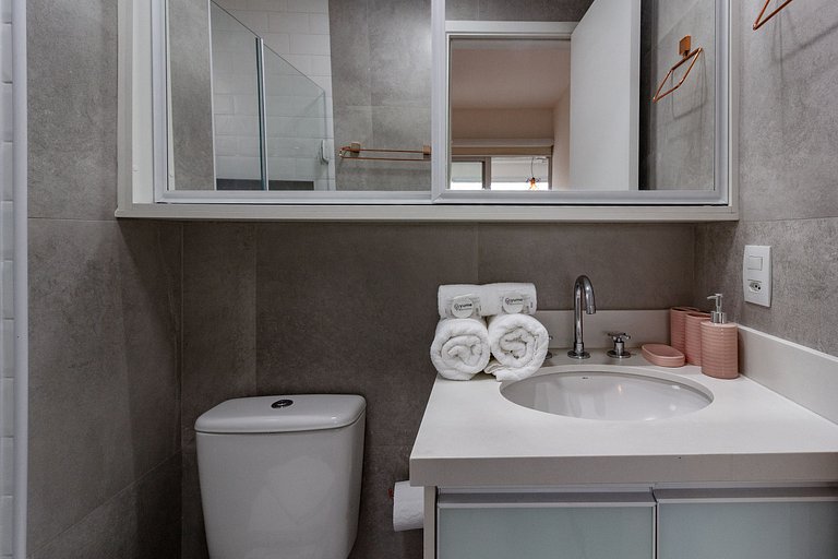 Apto Summit Pinheiros | Ótima Localização