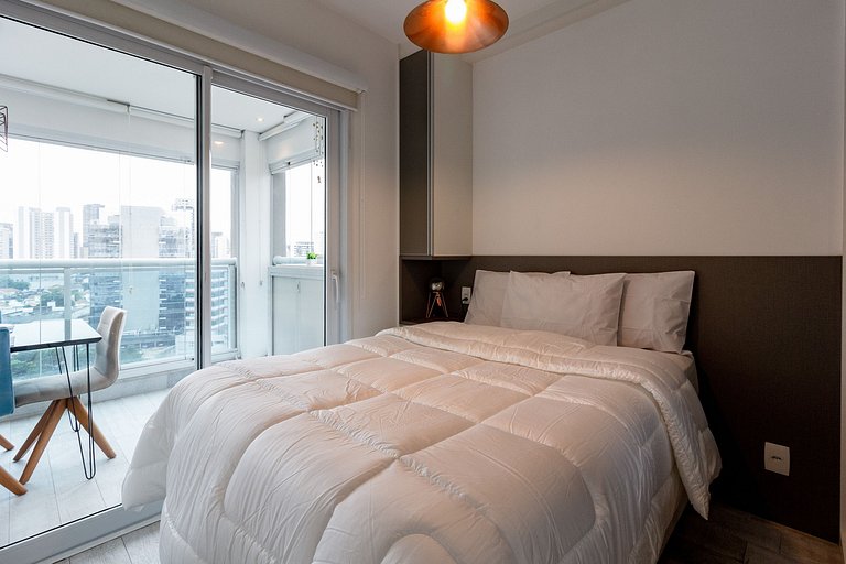 Apto Summit Pinheiros | Ótima Localização