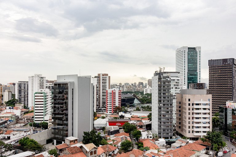 Apto Summit Pinheiros | Ótima Localização