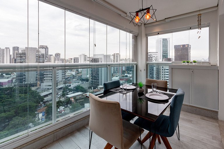 Apto Summit Pinheiros | Ótima Localização