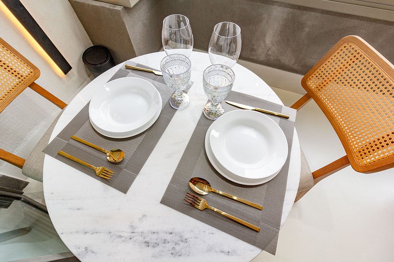 Apto sofisticado em Moema com ótima localização