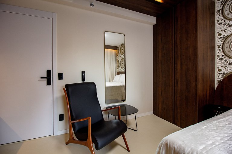 Apto sofisticado em Moema com ótima localização