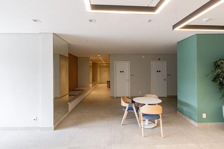 Conforto e elegância: Apto completo c/ varanda
