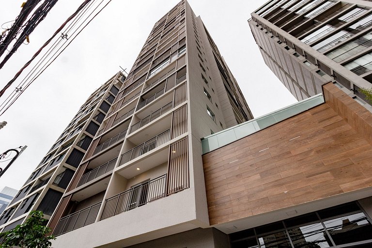 Apto charmoso de 1 dorm c/ varanda na Vila Olimpia