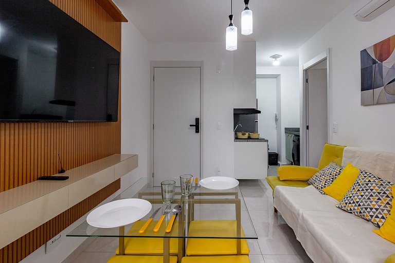 Apto completo com Sacada e Vista Livre do Quarto