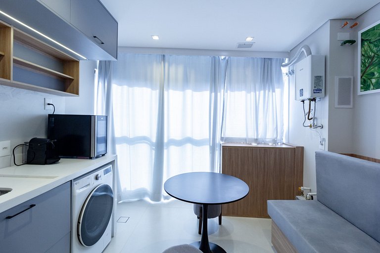 Studio Brooklin SP com  Vaga, Piscina e Academia