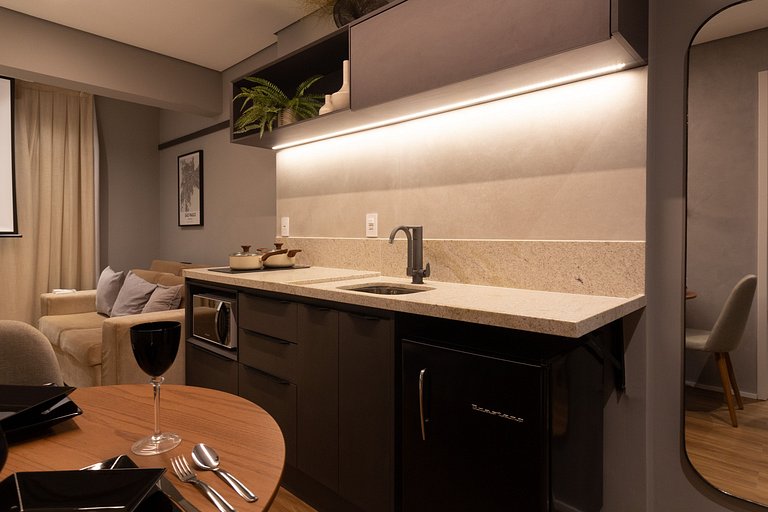 Studio Brooklin c/ Varanda, Academia e Market 24h