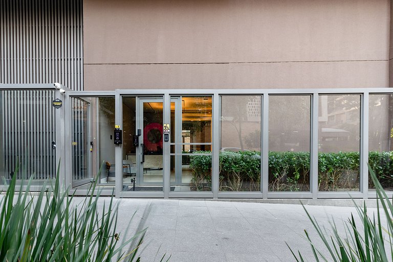 Studio Brooklin c/ Varanda, Academia e Market 24h