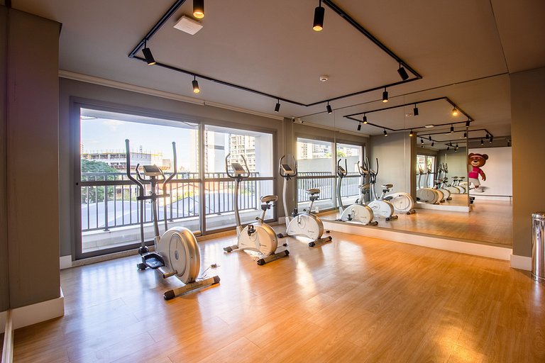 Studio Brooklin c/ Varanda, Academia e Market 24h