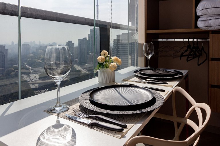 Elegância e aconchego: Apto completo na Paulista