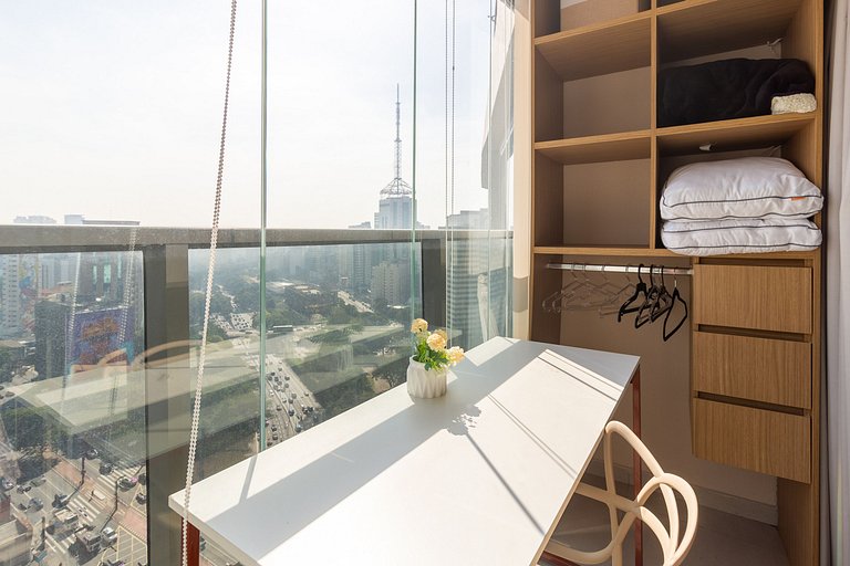 Elegância e aconchego: Apto completo na Paulista