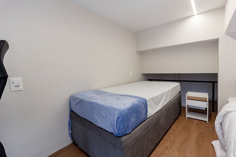 Apto Premium e completo Próx. Paulista