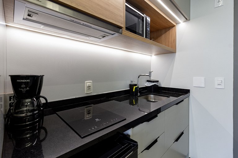 Apto elegante em andar alto próx da Paulista