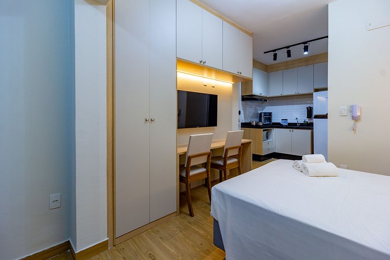 Apt completo e moderno c/ WiFi na Vila Clementino