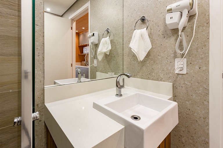 Alto padrão c/ cama queen na Vila Nova Conceição