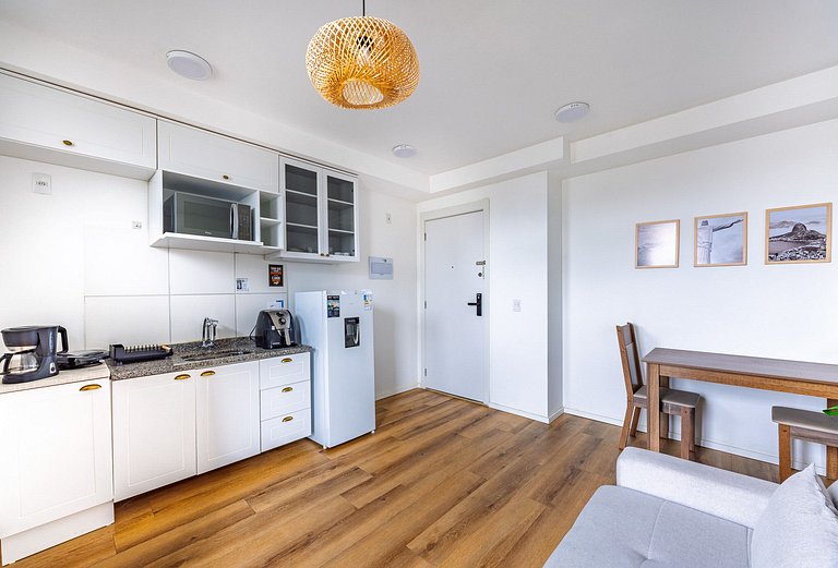 Apartamento com Varanda e Conforto no Rio Energy