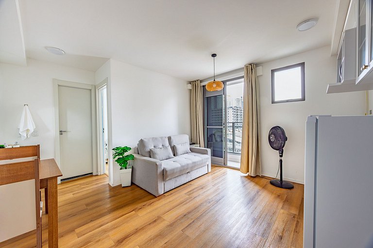 Apartamento com Varanda e Conforto no Rio Energy