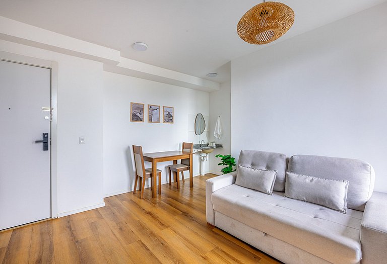 Apartamento com Varanda e Conforto no Rio Energy