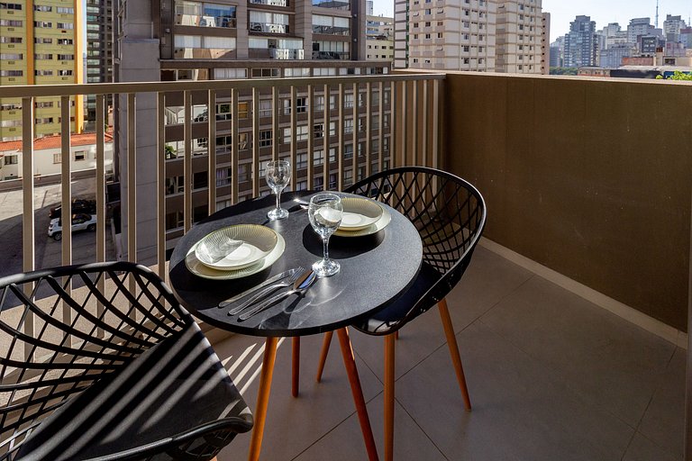 Studio Moderno no Paraiso com Varanda