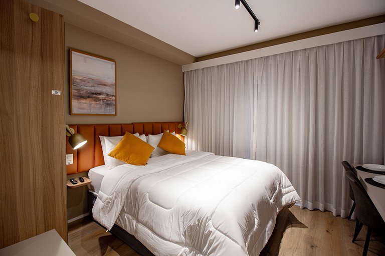 Apartamento com varanda e vista para São Paulo