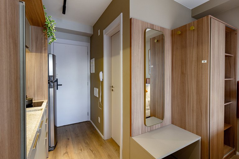 Apartamento com varanda e vista para São Paulo