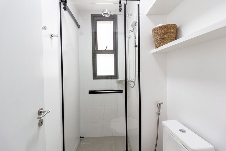 Apto moderno com garagem e sofá-cama