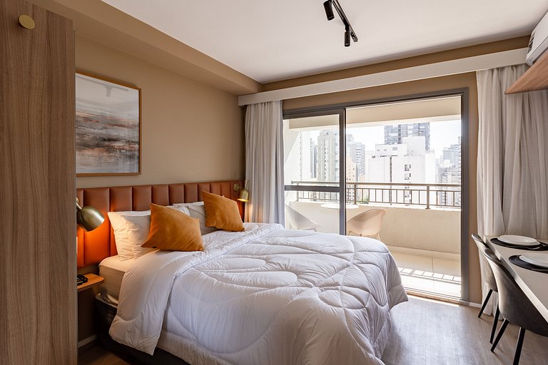 Studio charmoso com decoração moderna