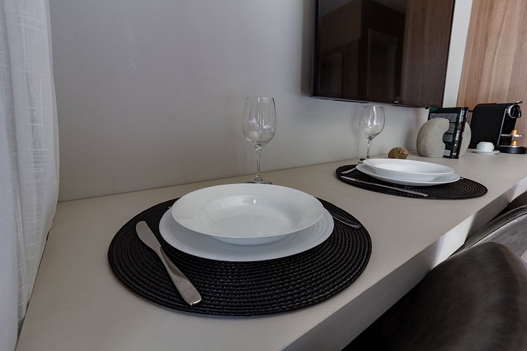 Studio charmoso com decoração moderna