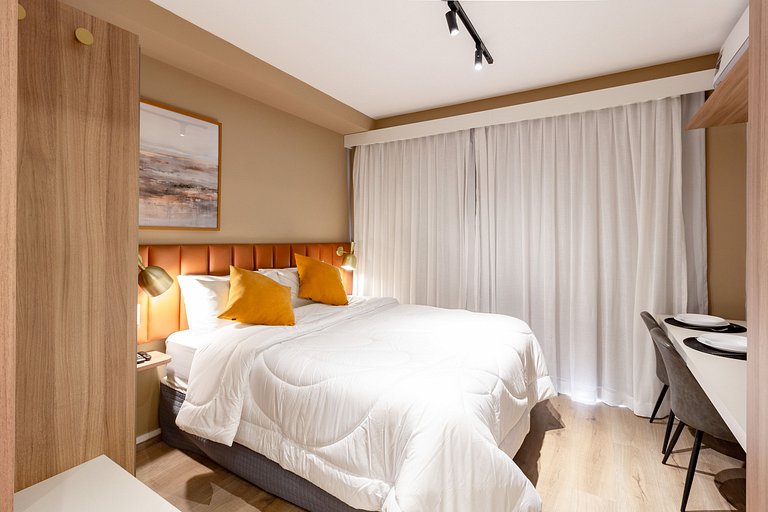 Studio charmoso com decoração moderna