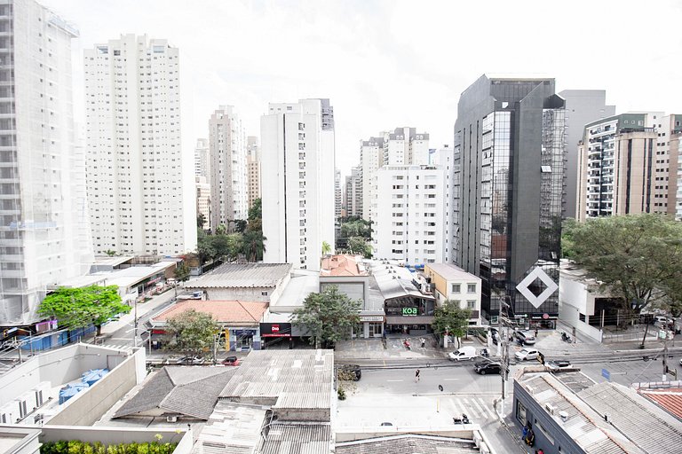 Studio Premium em Moema com Academia e Self Check-in
