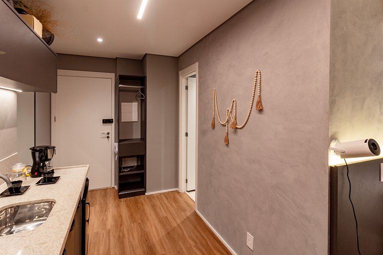 Studio Brooklin c/ Varanda, Academia e Market 24h