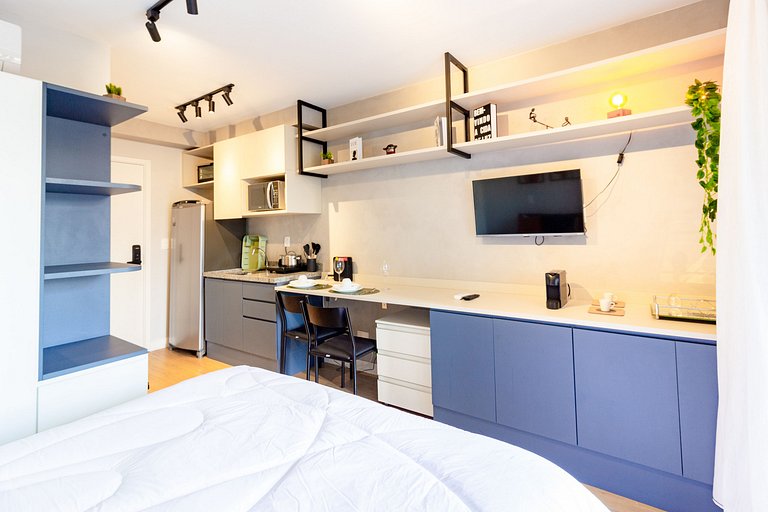 Studio em Pinheiros c/ Cama Queen e Piscina Rooftop