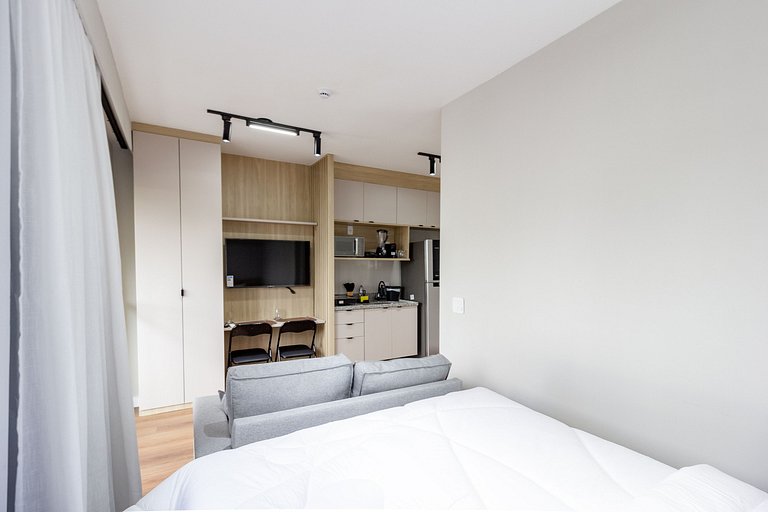 Conforto e elegância: Apto completo c/ varanda