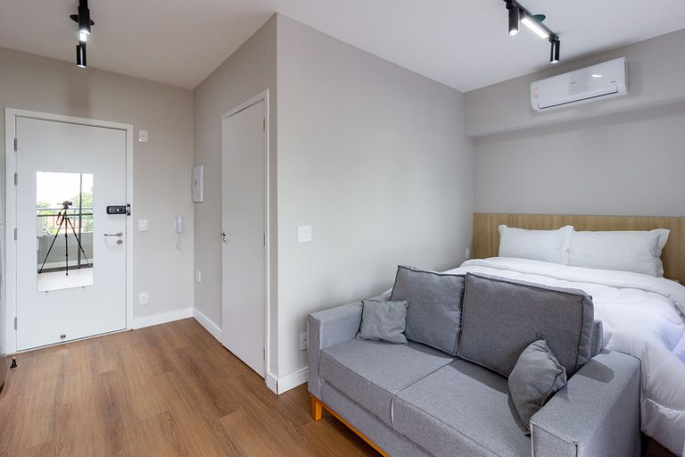 Conforto e elegância: Apto completo c/ varanda