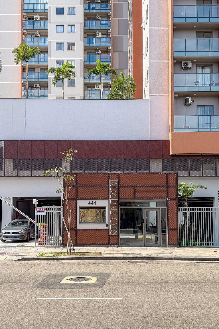 Energy: Excelente studio c/ varanda no centro