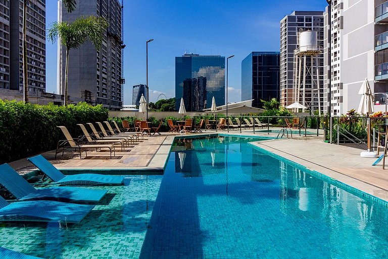 Apto completo c/ 2 quartos, piscina e VLT na porta